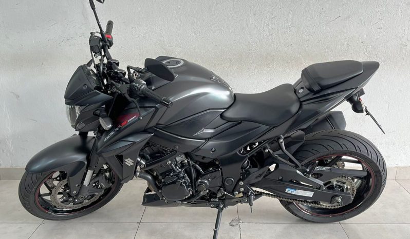 SUZUKI GSX-S 750 ABS 2019 cheio