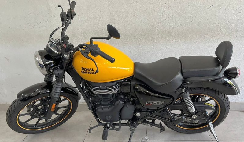 ROYAL ENFIELD METEOR 350 FIREBALL YELLOW 2022 cheio