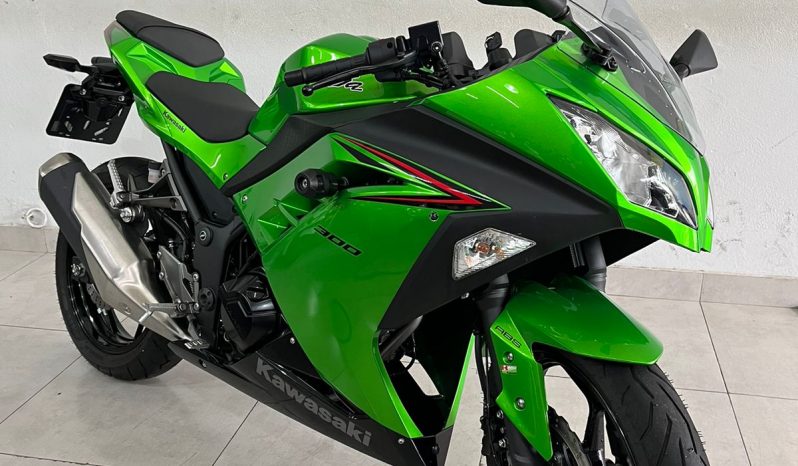 KAWASAKI NINJA 300 ABS 2024 cheio