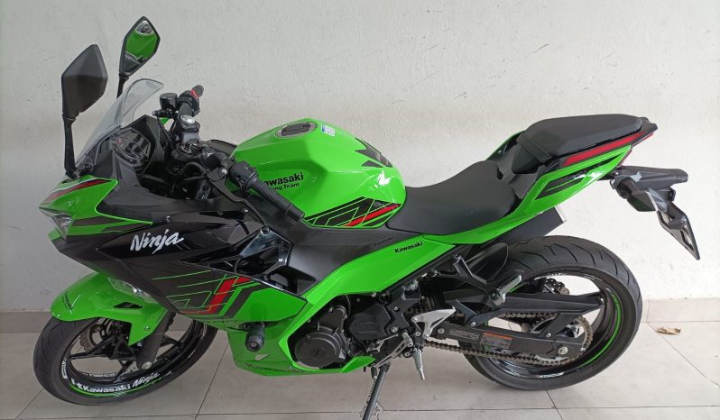 KAWASAKI NINJA-400 KRT ABS 2024 cheio