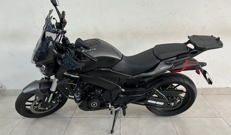 BAJAJ DOMINAR 400 ABS 2023 cheio