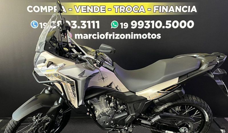 HONDA SAHARA 300 ADVENTURE ABS 2025 cheio
