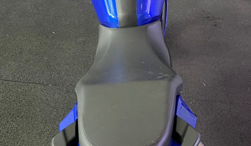 YAMAHA FZ-15 FAZER FLEX ABS 2024 cheio