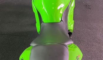KAWASAKI NINJA 250R 2011 cheio