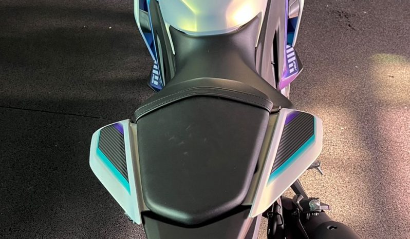 YAMAHA YZF R-3 CONNECTED 2026 cheio