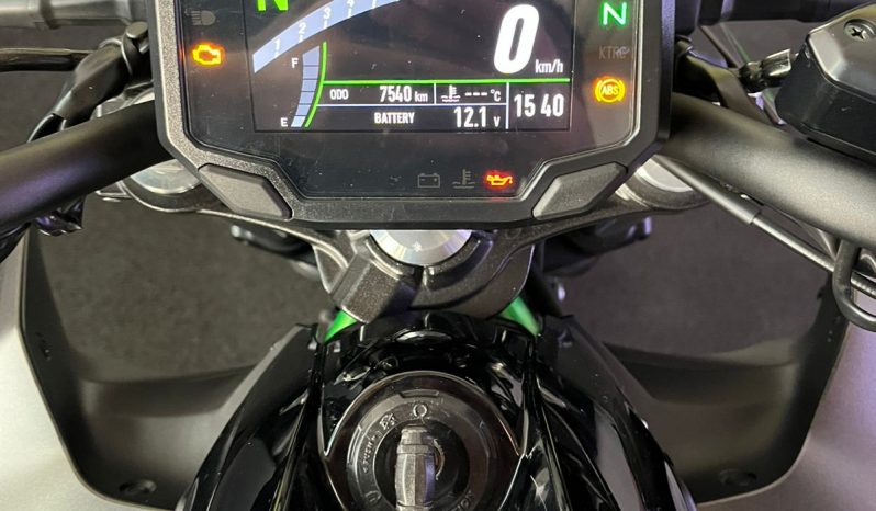 KAWASAKI Z-650 ABS 2024 cheio