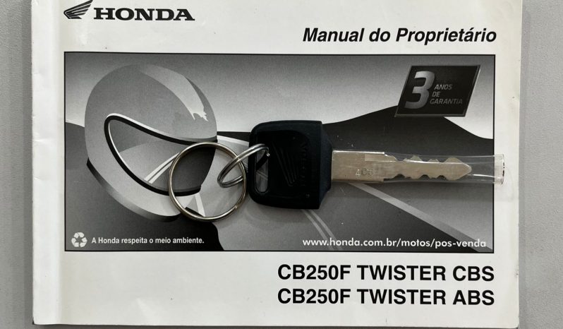 HONDA CB-250F TWISTER 2021 cheio