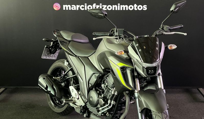 YAMAHA FZ-25 FAZER ABS 2024 cheio