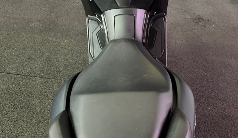 YAMAHA NMAX-160 ABS 2023 cheio