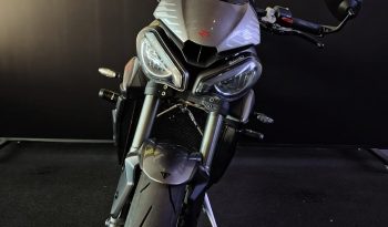 TRIUMPH STREET TRIPLE RS 765 2022 cheio