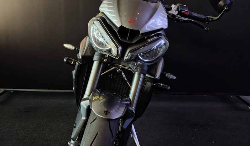TRIUMPH STREET TRIPLE RS 765 2022 cheio