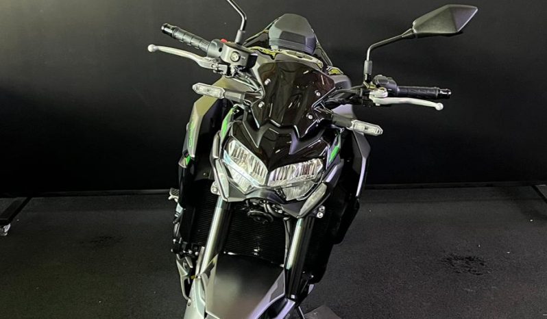 KAWASAKI Z-900 ABS 2025 cheio