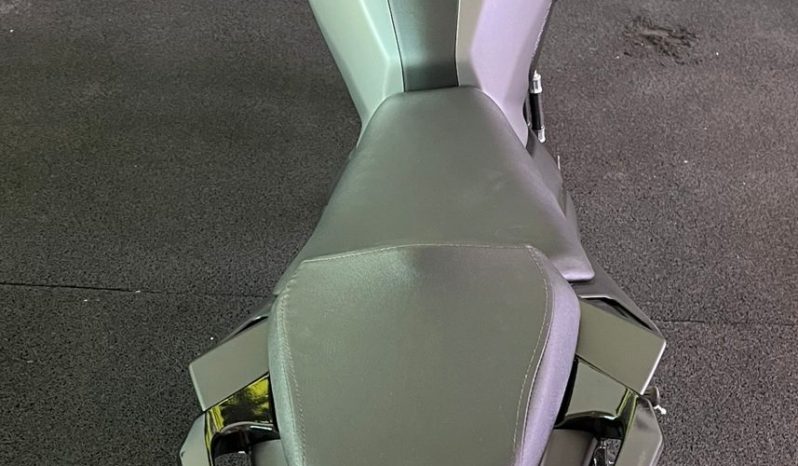 YAMAHA FZ-25 FAZER FLEX ABS 2024 cheio