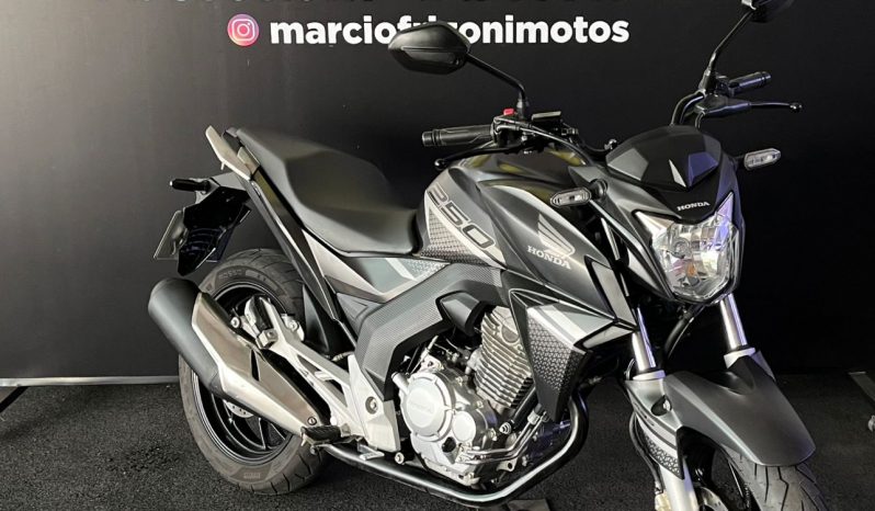 HONDA CB-250F TWISTER ABS 2022 cheio