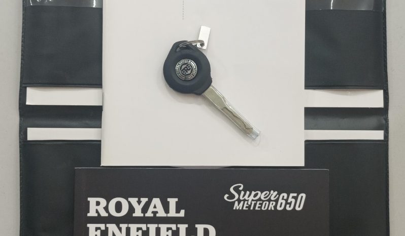 ROYAL ENFIELD SUPER METEOR 650 CELESTIAL BLUE 2025 cheio