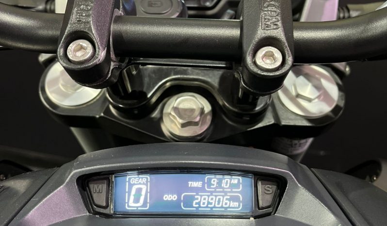 BAJAJ DOMINAR 400 ABS 2023 cheio