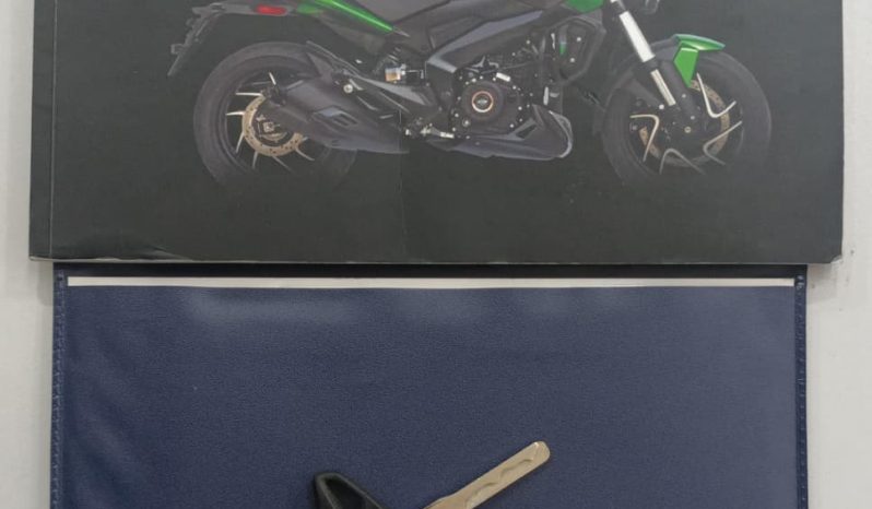 BAJAJ DOMINAR 400 ABS 2023 cheio