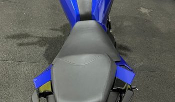 YAMAHA FZ-25 FAZER CONNECTED ABS 2025 cheio