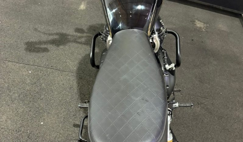 ROYAL ENFIELD INTERCEPTOR 650 BLACK 2024 cheio