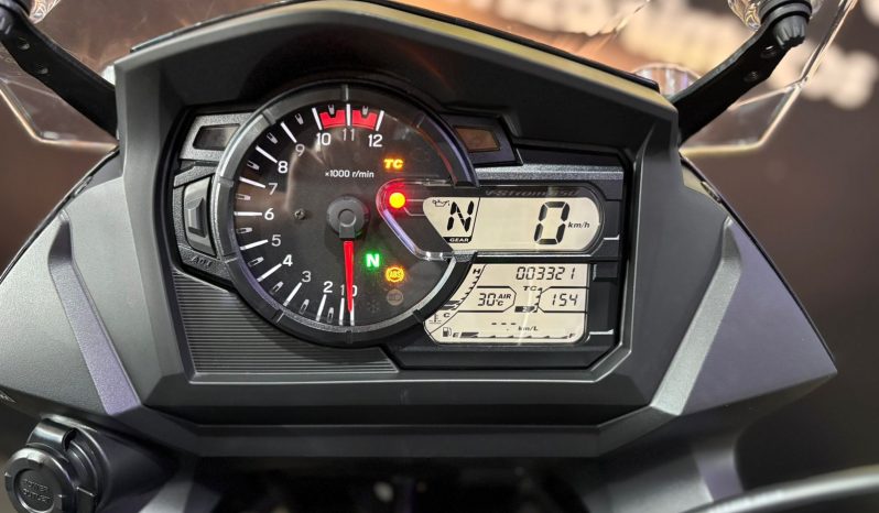 SUZUKI V-STROM 650 XT ABS 2025 cheio