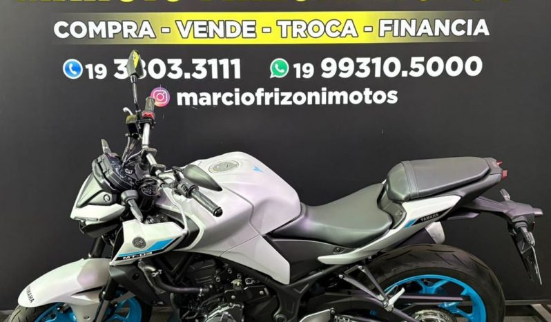 YAMAHA MT-03 ABS CONNECTED 2026 cheio