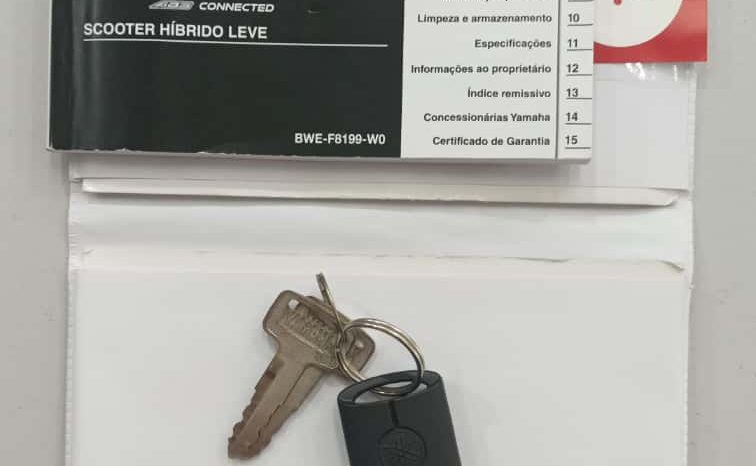 YAMAHA FLUO 125 ABS HYBRID CONNECTED 2026 cheio