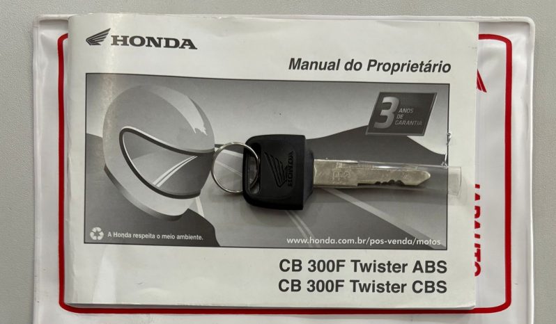 HONDA CB-300F TWISTER ABS 2024 cheio