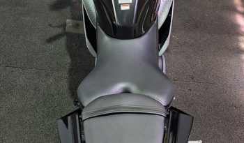 YAMAHA YZF R-15 ABS 2025 cheio