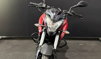 BAJAJ DOMINAR 160 ABS 2023 cheio