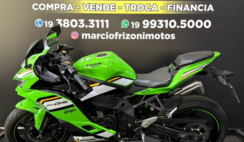 KAWASAKI NINJA ZX-4RR 2026 cheio