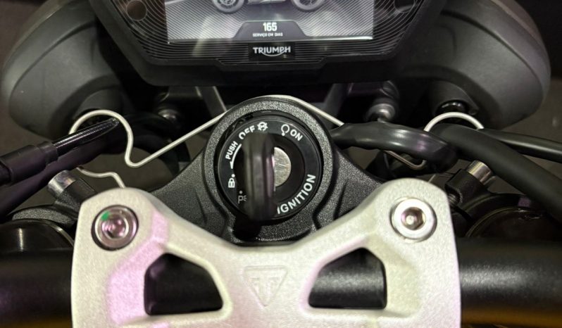 TRIUMPH STREET TRIPLE RS 765 2025 cheio
