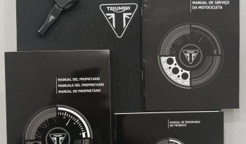 TRIUMPH STREET TRIPLE RS 765 2025 cheio