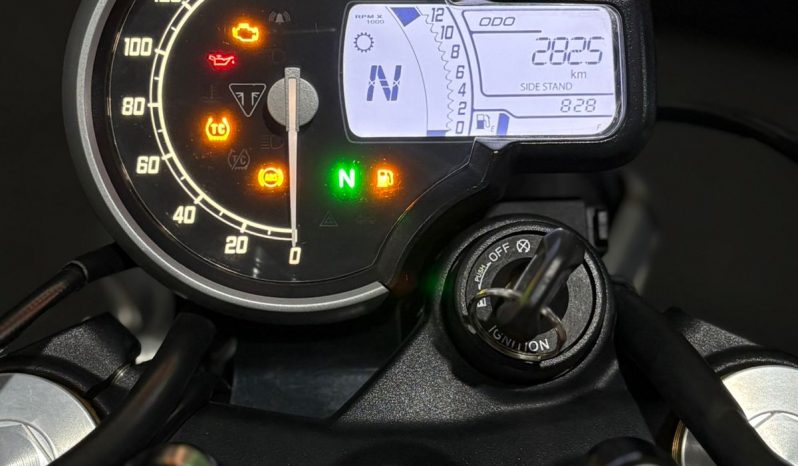 TRIUMPH SPEED 400 2025 cheio