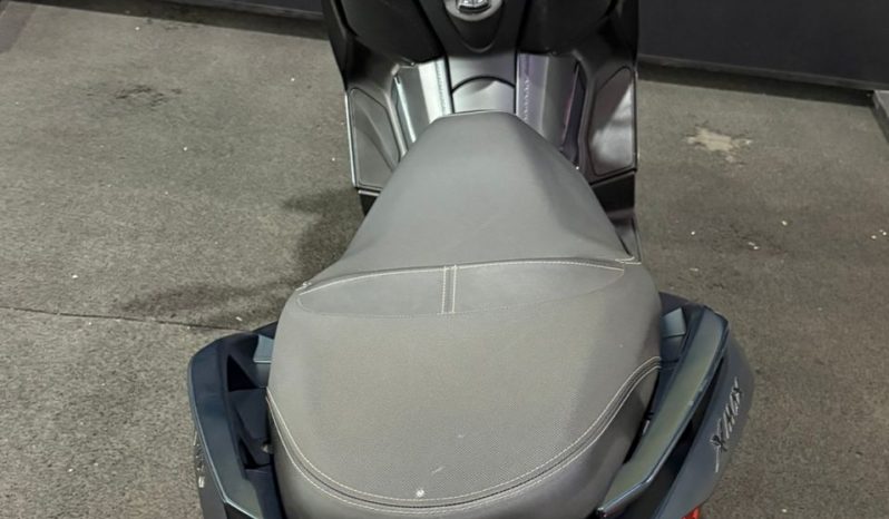 YAMAHA XMAX 250 ABS 2024 cheio