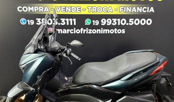 YAMAHA XMAX 250 ABS 2024 cheio