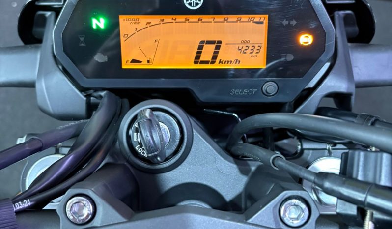 YAMAHA FZ-25 FAZER ABS 2024 cheio