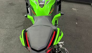 KAWASAKI NINJA-400 KRT ABS 2023 cheio