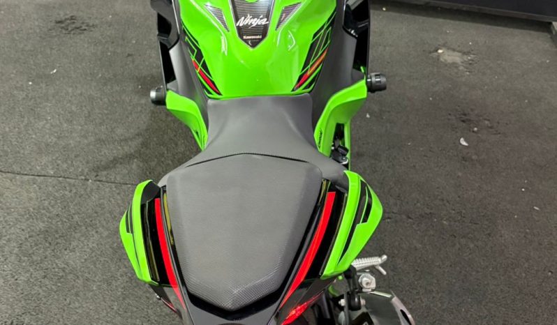 KAWASAKI NINJA-400 KRT ABS 2023 cheio