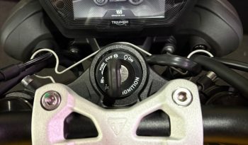 TRIUMPH STREET TRIPLE 765 RS 2025 cheio