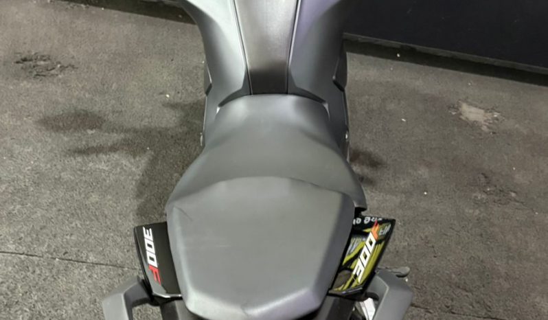 HONDA CB-300F TWISTER CBS 2025 cheio