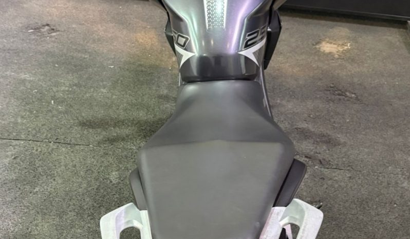 HONDA CB-250F TWISTER ABS 2022 cheio