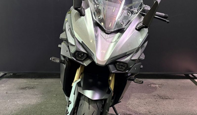 SUZUKI GSX-S 1000 GT 2026 cheio