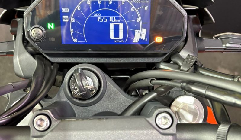 YAMAHA FZ-25 FAZER CONNECTED 2025 cheio