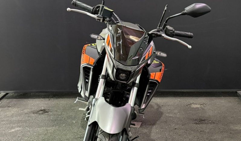 YAMAHA FZ-25 FAZER CONNECTED 2025 cheio