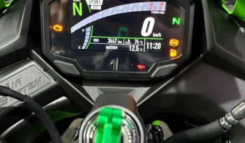 KAWASAKI NINJA ZX-4R ABS 2025 cheio