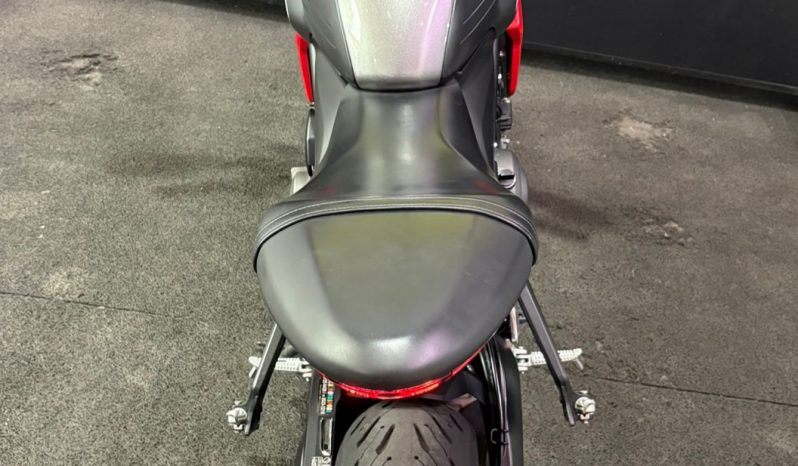 TRIUMPH TRIDENT 660 ABS 2023 cheio