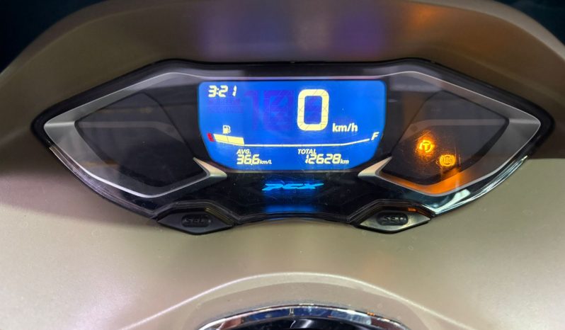 HONDA PCX-160 DLX ABS 2023 cheio