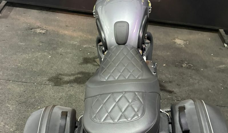 TRIUMPH BONNEVILLE T-120 BLACK 2025 cheio