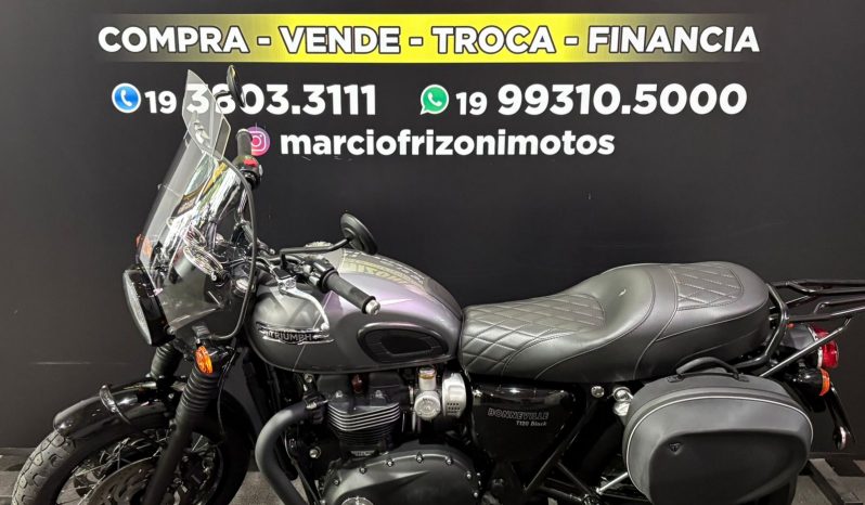 TRIUMPH BONNEVILLE T-120 BLACK 2025 cheio
