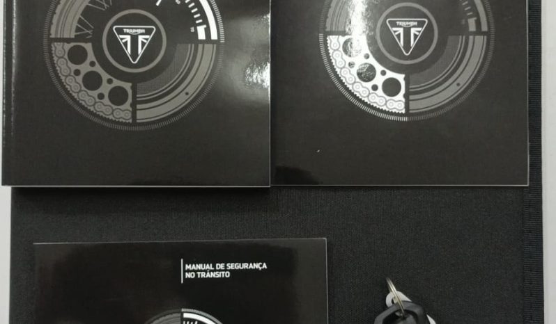 TRIUMPH BONNEVILLE T-120 BLACK 2025 cheio